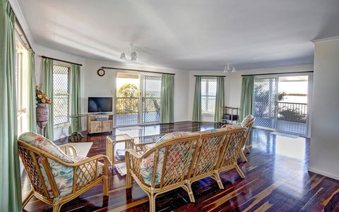 Verandahs - Holiday Jervis Bay 2