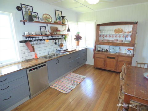 Victoria House - Holiday Jervis Bay 2