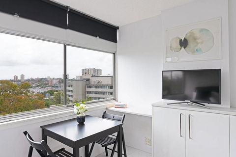 Views To Die For// Studio Rushcutters Bay // Free Parking - Holiday Jervis Bay 3