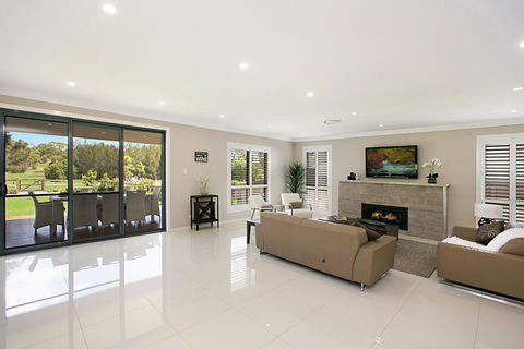 Vin De Vie - Holiday Jervis Bay 2