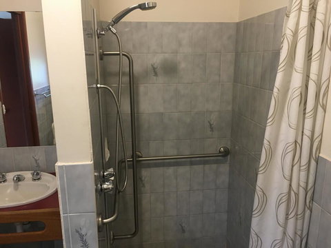 Warragul Views Motor Inn - Holiday Jervis Bay 1