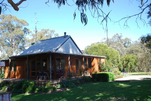 Bluegum Ridge Cottages - Holiday Jervis Bay 0