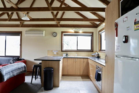 Red Ceder Cottage - Great Ocean Road - Port Campbell - Holiday Jervis Bay 14
