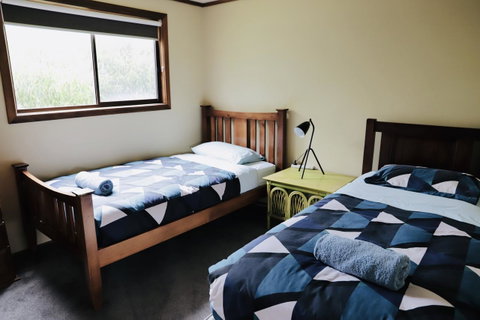 Red Ceder Cottage - Great Ocean Road - Port Campbell - Holiday Jervis Bay 10