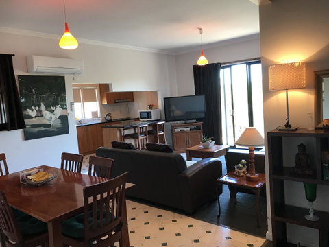 Hillâ€™s Creek Holiday Home - Holiday Jervis Bay 8