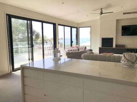 Lorne Sea View Terrace House - Holiday Jervis Bay 25