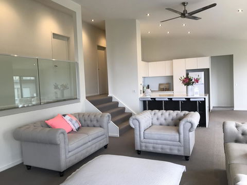 Lorne Sea View Terrace House - Holiday Jervis Bay 0