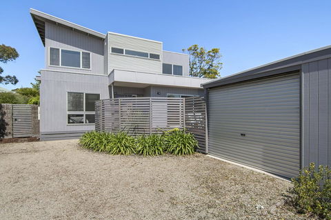 Bask At The Glade - Rejuvenate Stays - Holiday Jervis Bay 6
