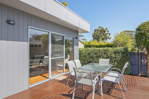 Bask At The Glade - Rejuvenate Stays - Holiday Jervis Bay 7