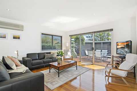 Bask At The Glade - Rejuvenate Stays - Holiday Jervis Bay 0