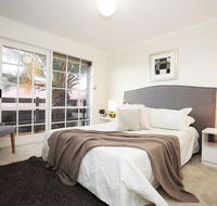 The Gallery Hours - Holiday Jervis Bay