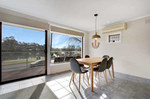 Hybiscus Waterfront Apartments - Holiday Jervis Bay 4