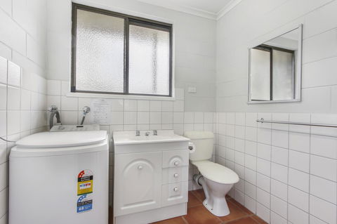 Hybiscus Waterfront Apartments - Holiday Jervis Bay 30