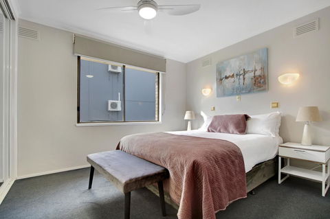 Hybiscus Waterfront Apartments - Holiday Jervis Bay 13