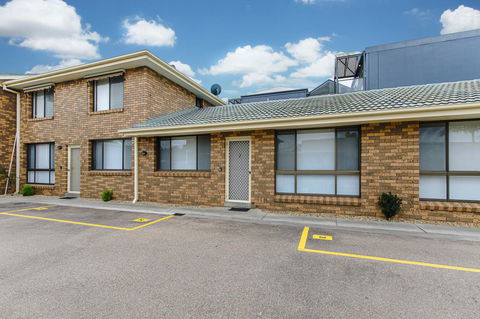 Hybiscus Waterfront Apartments - Holiday Jervis Bay 15