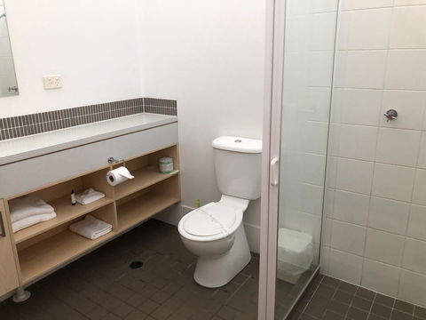 Bribie Island Hotel - Holiday Jervis Bay 4