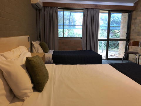 Bribie Island Hotel - Holiday Jervis Bay 19