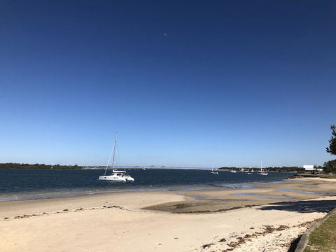 Bribie Island Hotel - Holiday Jervis Bay 25