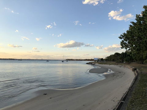 Bribie Island Hotel - Holiday Jervis Bay 24