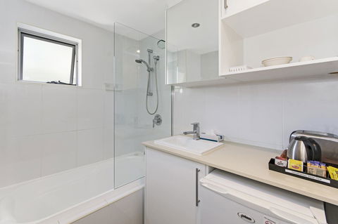 Redvue Holiday Apartments - Holiday Jervis Bay 26