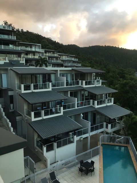 Whitsunday Reflections - Holiday Jervis Bay 1