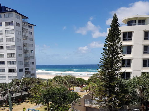 Surfers Chalet - Holiday Jervis Bay 29
