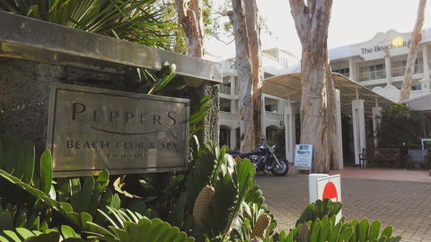 Palm Cove Paradise - Couples Spa Beach Getaway - Holiday Jervis Bay 2