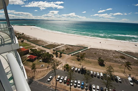 Reflections Tower Two - Holiday Jervis Bay 9