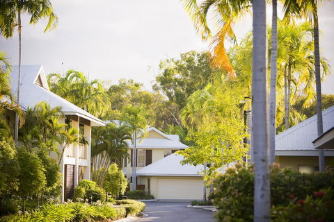 Paradise Links Resort Port Douglas - Holiday Jervis Bay 1