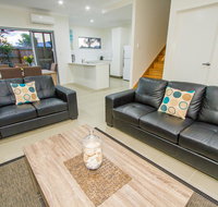 Agnes Sails - Holiday Jervis Bay