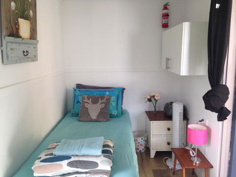 XYL Pets Friendly Seaside Boutique Guesthouse - Holiday Jervis Bay 28