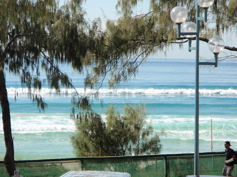Grosvenor Beachfront Apartments Surfers Paradise - Holiday Jervis Bay 11