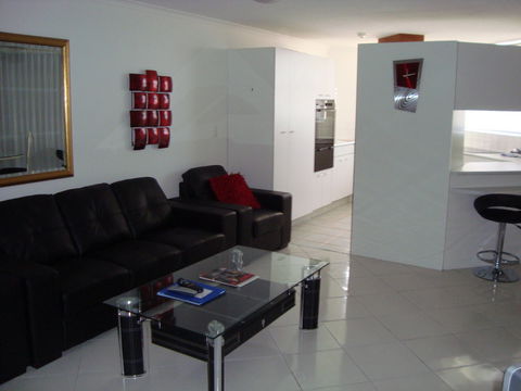 Grosvenor Beachfront Apartments Surfers Paradise - Holiday Jervis Bay 36