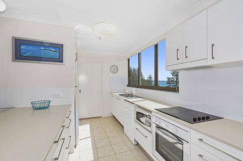 Columbia Beachfront Apartments On Rainbow Bay - Holiday Jervis Bay 35