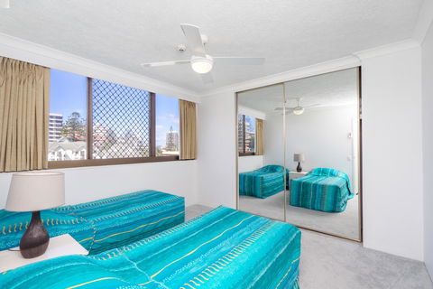 Columbia Beachfront Apartments On Rainbow Bay - Holiday Jervis Bay 11