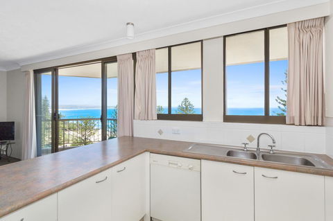 Columbia Beachfront Apartments On Rainbow Bay - Holiday Jervis Bay 38