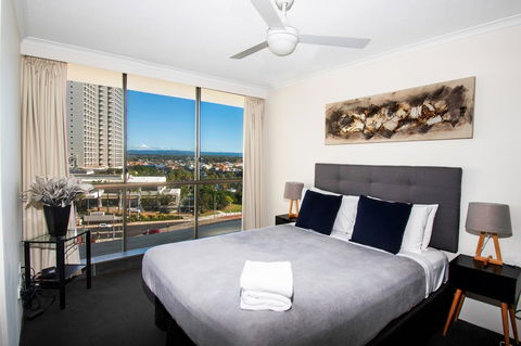 Seacrest Beachfront Apartments Surfers Paradise - Holiday Jervis Bay 1
