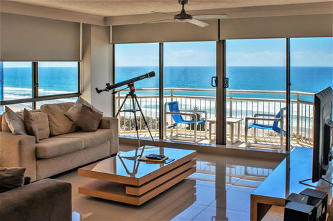 Seacrest Beachfront Apartments Surfers Paradise - Holiday Jervis Bay 30