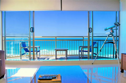 Seacrest Beachfront Apartments Surfers Paradise - Holiday Jervis Bay 0