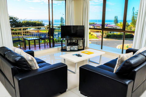 Seacrest Beachfront Apartments Surfers Paradise - Holiday Jervis Bay 35