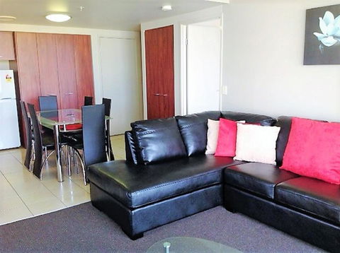 The Towers Of Chevron Renaissance - Holidays Gold Coast - Holiday Jervis Bay 41