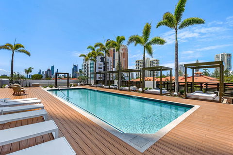 Qube Broadbeach Ocean View Apartments - Holiday Jervis Bay 8