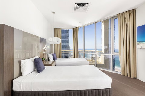 Novotel Surfers Paradise - Holiday Jervis Bay 2