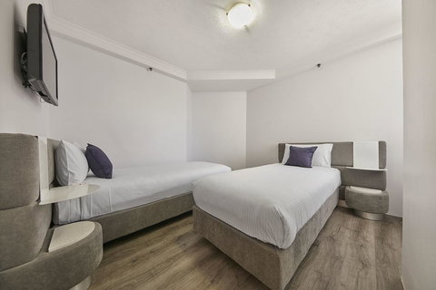 Novotel Surfers Paradise - Holiday Jervis Bay 23