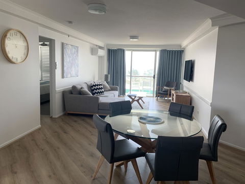 Ocean Plaza Resort - Holiday Jervis Bay 1