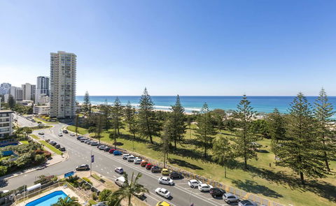 South Pacific Plaza - Official - Holiday Jervis Bay 35