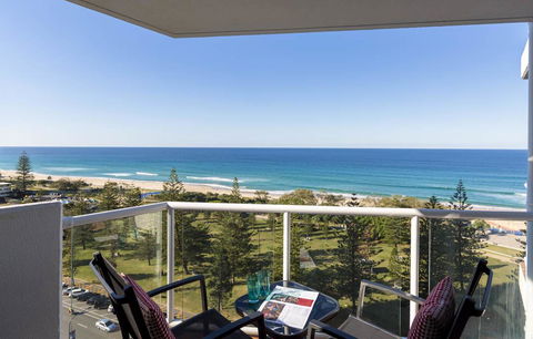 South Pacific Plaza - Official - Holiday Jervis Bay 5