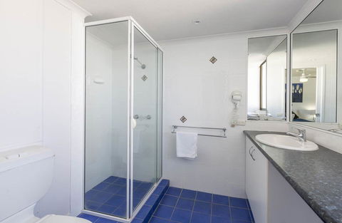 South Pacific Plaza - Official - Holiday Jervis Bay 23