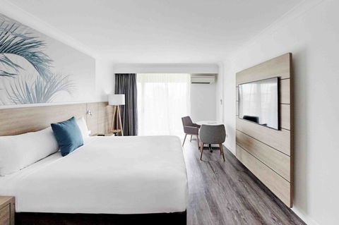 Novotel Cairns Oasis Resort - Holiday Jervis Bay 6