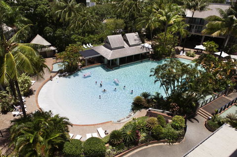 Novotel Cairns Oasis Resort - Holiday Jervis Bay 37